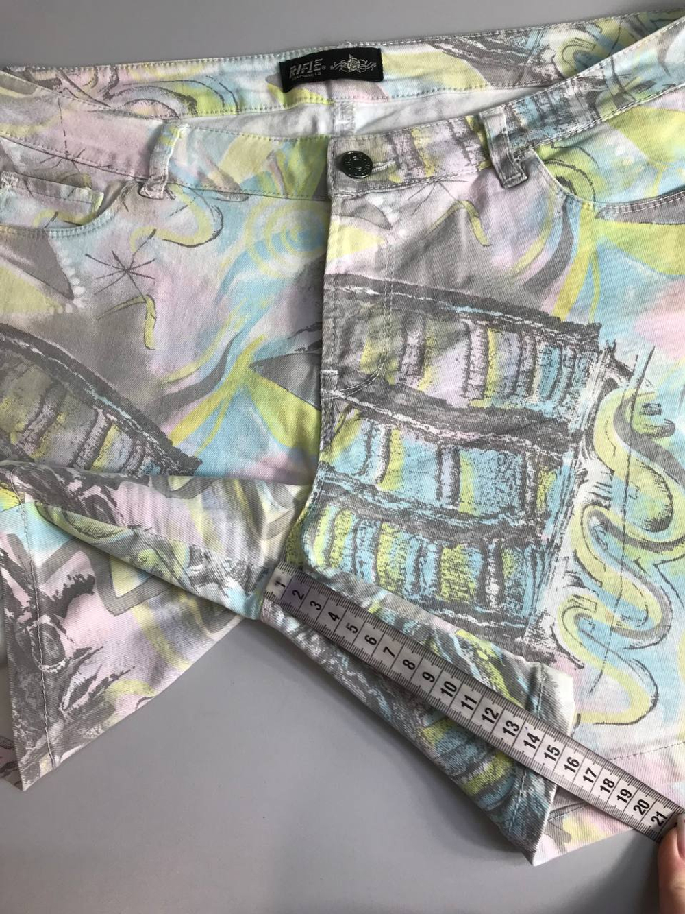 Шорты RIFLE в акварельных оттенках 46 размер