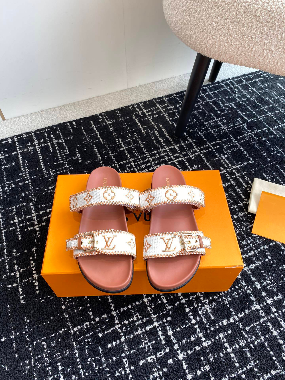 Louis Vuitton Bom Dia Flat Comfort Mule (5 colors)
