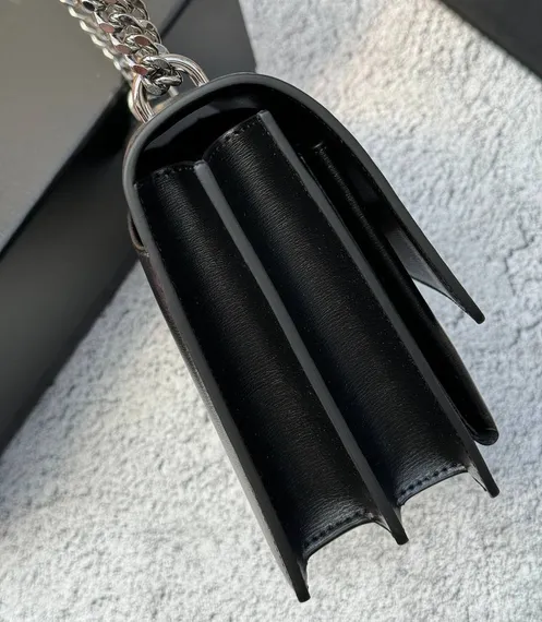 Сумка Saint Laurent Sunset Monogram Medium черный
