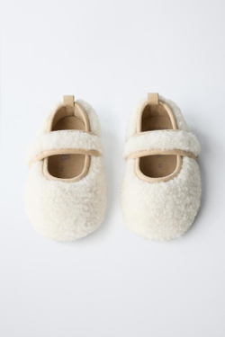 ZARA БАЛЕТКИ С ОТДЕЛКОЙ ИЗ ОВЧИНЫ, ЭКРЮ