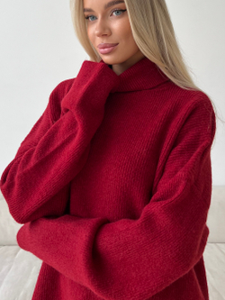 Шерстяной костюм красный