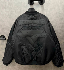 Бомбер Vetements