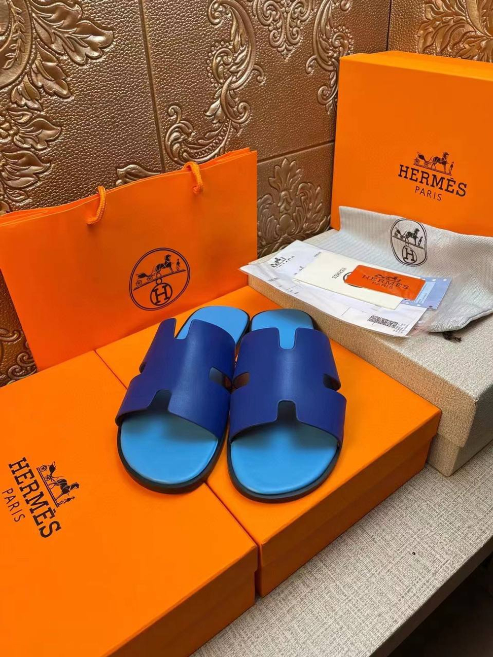 Шлёпанцы Hermes