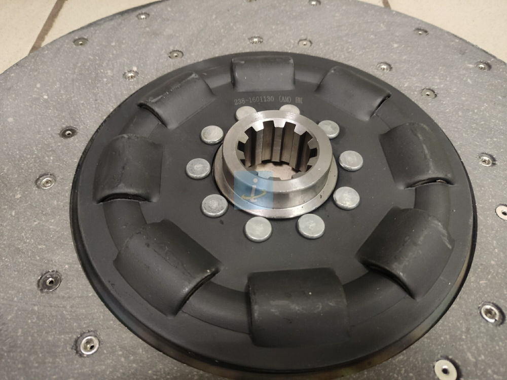 Диск сцепления универсальный 238-1601130