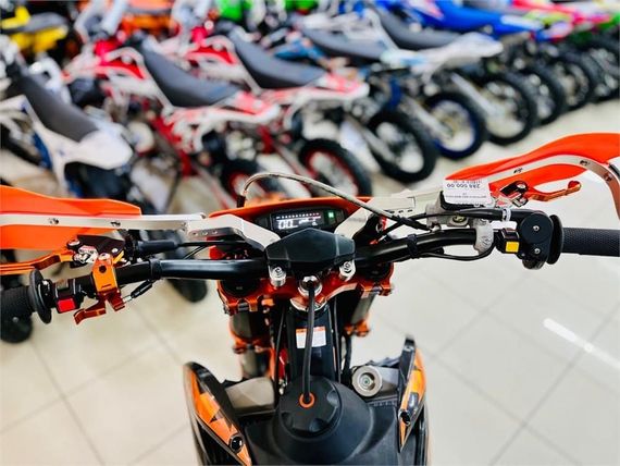 Мотоцикл BRZ MX8 NB300 23 ENDURO