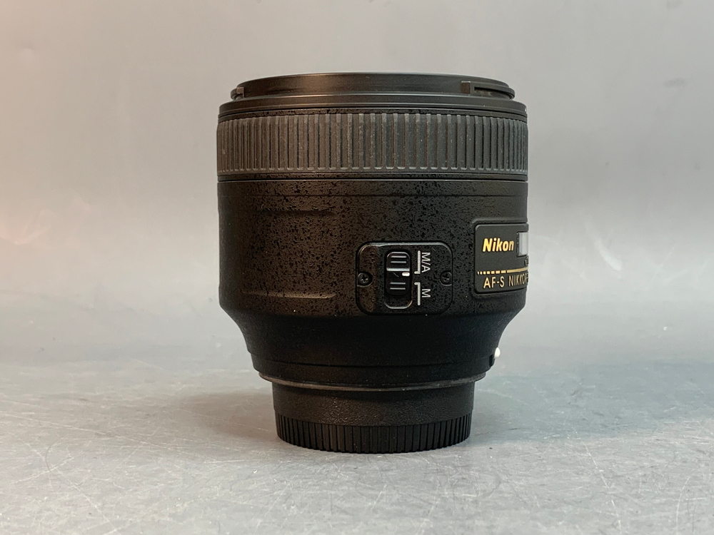 Nikon 85 mm 1.8G AF-S Nikkor