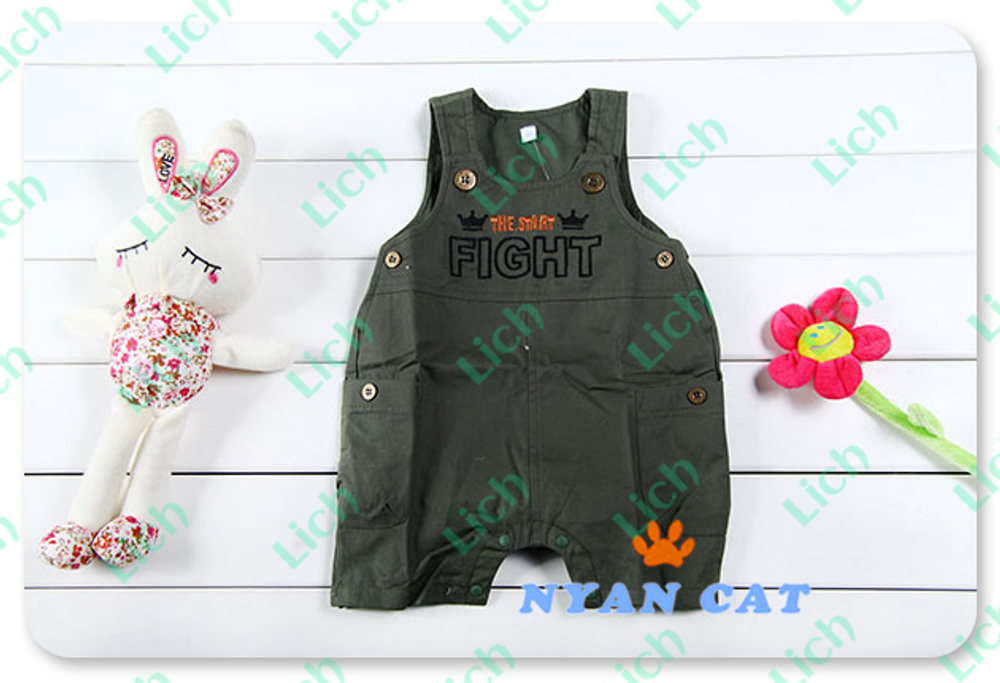 Песочник с накладными карманами и вышивкой надписи и корон