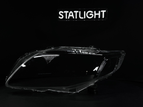 Левое стекло фары Toyota Corolla 150 2007-2010