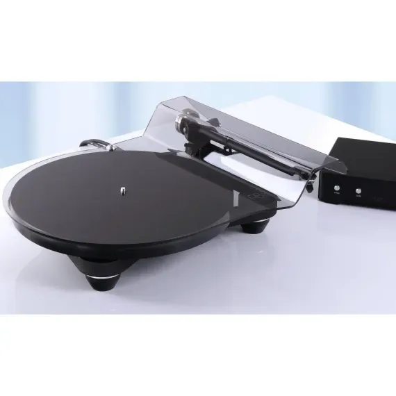 Rega Planar 8 Black