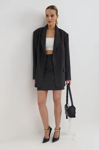 Пиджак свободный в полоску темно-серого цвета