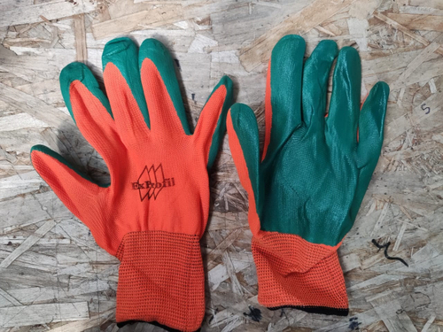 Перчатки нейлон зелено-оранжевые с резиновым обливом, размер 10/12уп