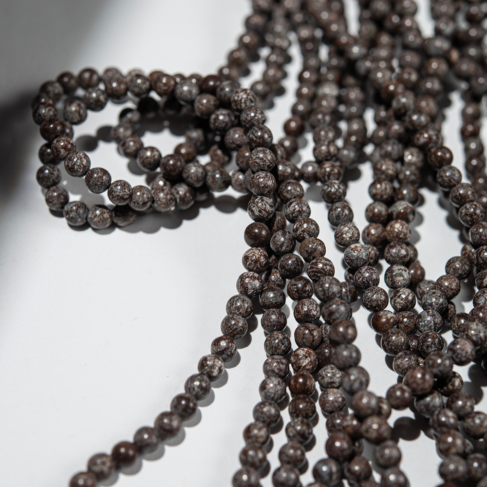 "Кофейный" снежный обсидиан натуральный, бусины в форме шара 4,3мм