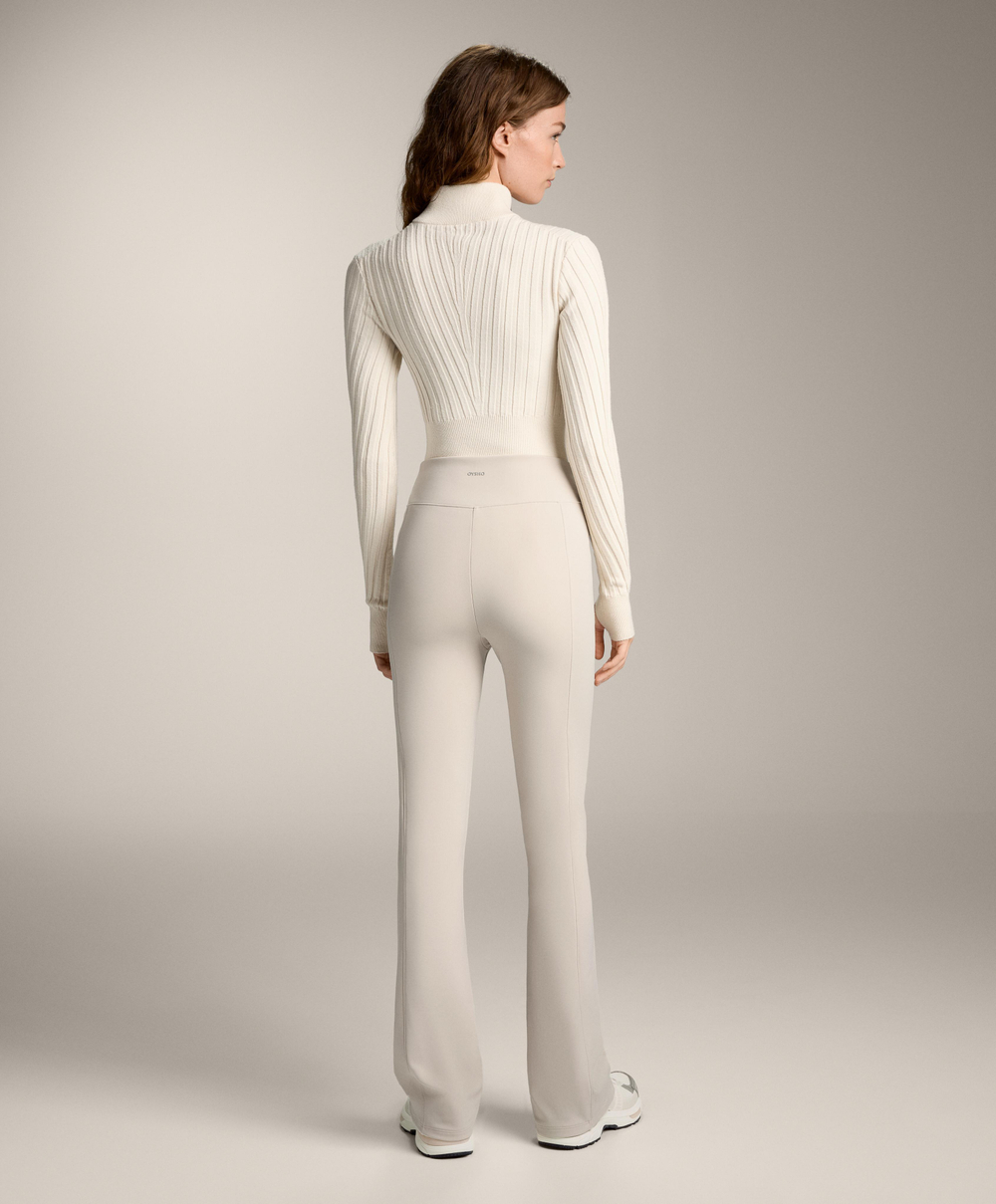 OYSHO Теплые расклешенные брюки с высокой посадкой и карманами, экрю