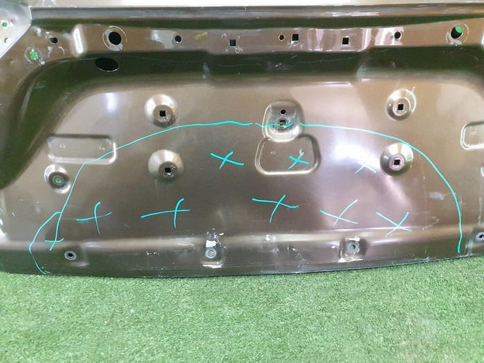 Крышка багажника Geely Atlas (2016-2022)