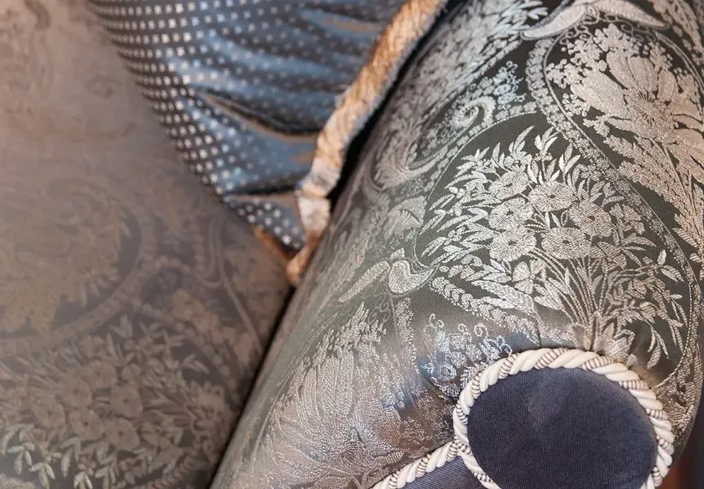 Флора Пейсли Грей