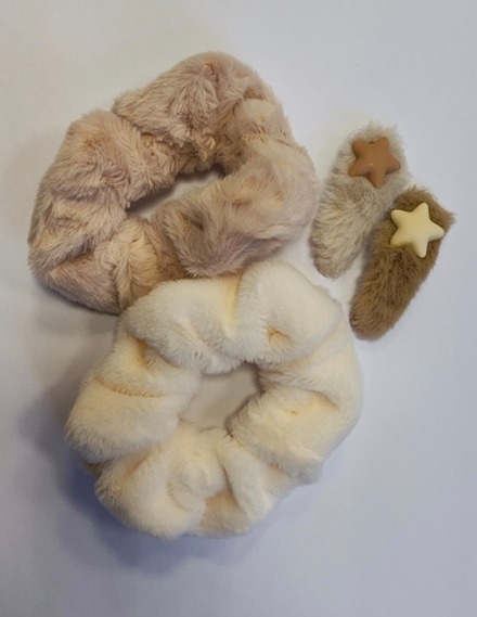 Набор пушистых аксессуаров для волос, детский (2 резинки+ 2 заколки)