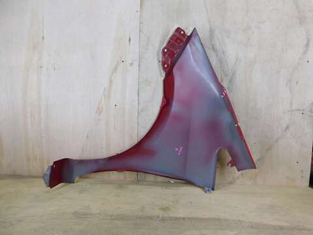 крыло переднее правое Toyota Ractis NCP120