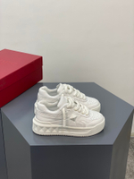 Valentino Sneakers