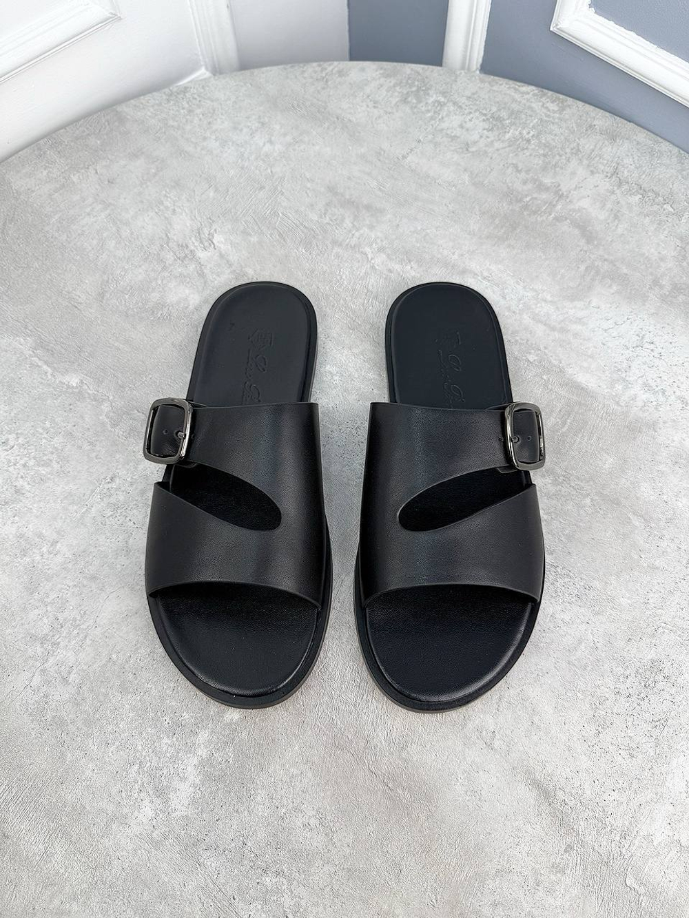 Шлёпанцы Loro Piana