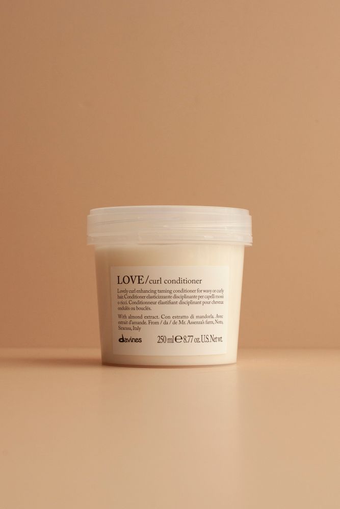 Кондиционер для усиления завитка LOVE / Davines