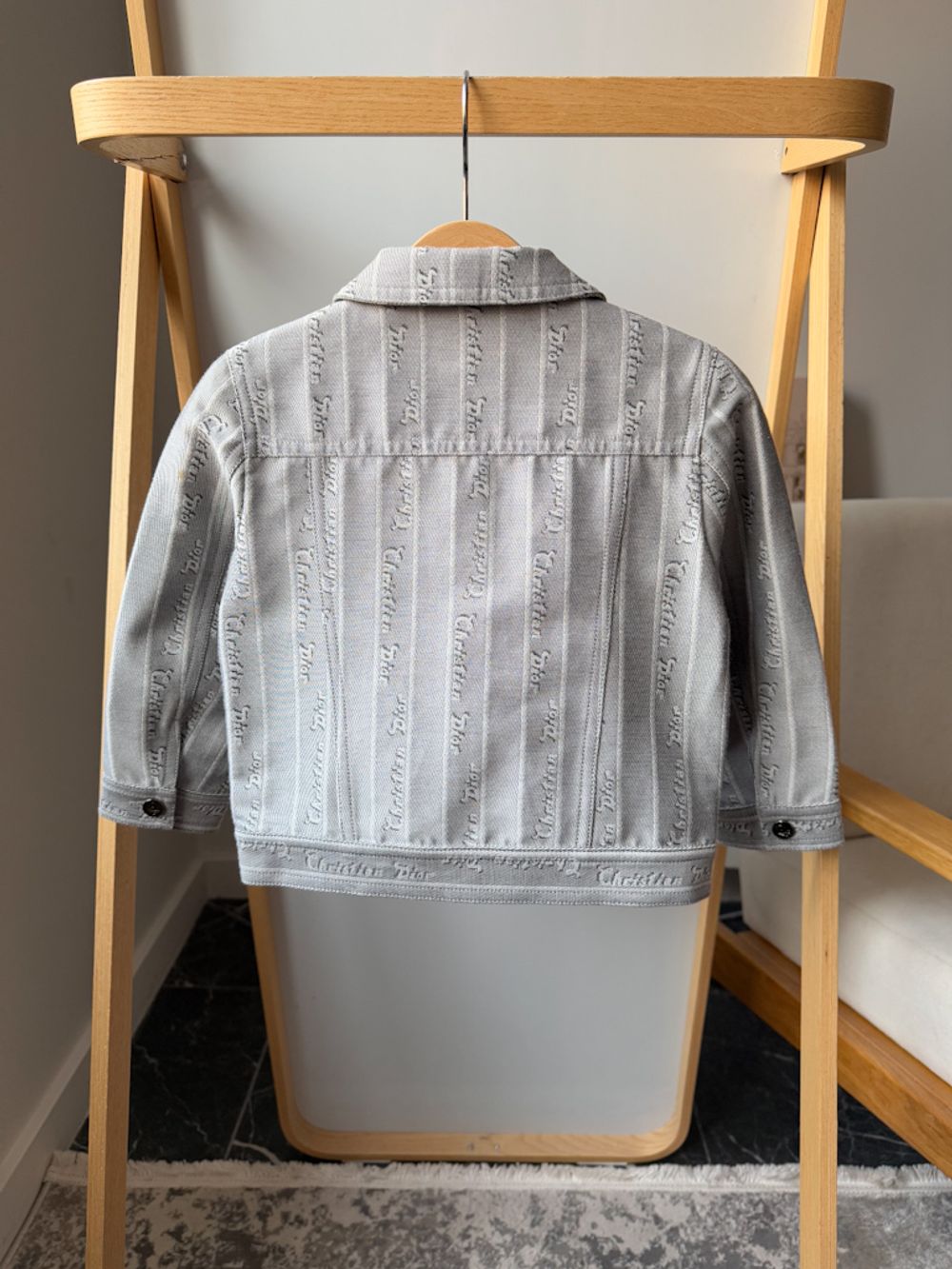 Джинсовый костюм Christian Dior, 98