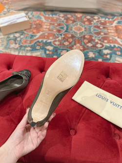 Louis Vuitton Pump (8 colors)