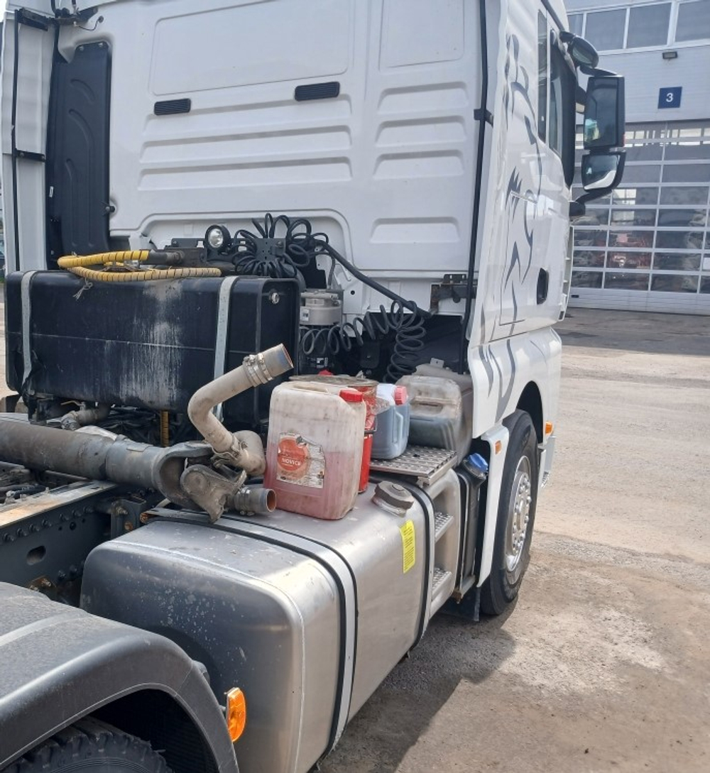 SITRAK C7H 6x4 Седельный тягач ZZ4256V364HE (Дизельный, 12,4 л, 480 л.с., АТ)