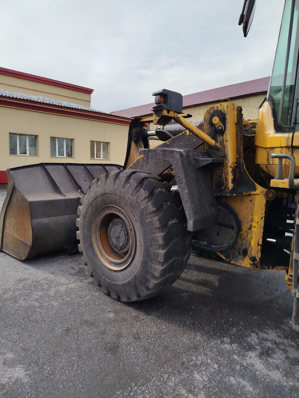 Lovol FL956 Фронтальный погрузчик FL956H (Дизельный, 9,7 л, 220 л.с., АТ)