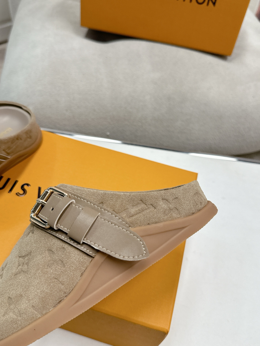Louis Vuitton Cosy Flat Comfort Clog