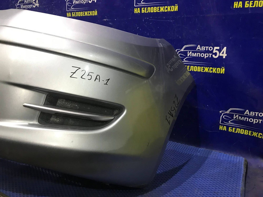 Бампер передний MITSUBISHI COLT 2003