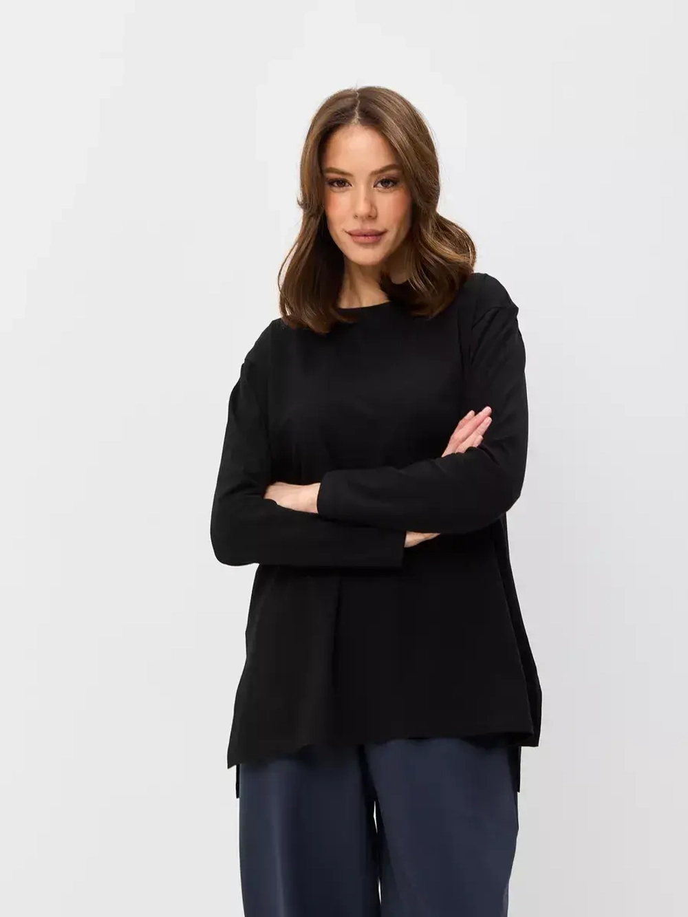 Лонгслив удлиненный оверсайз с разрезами