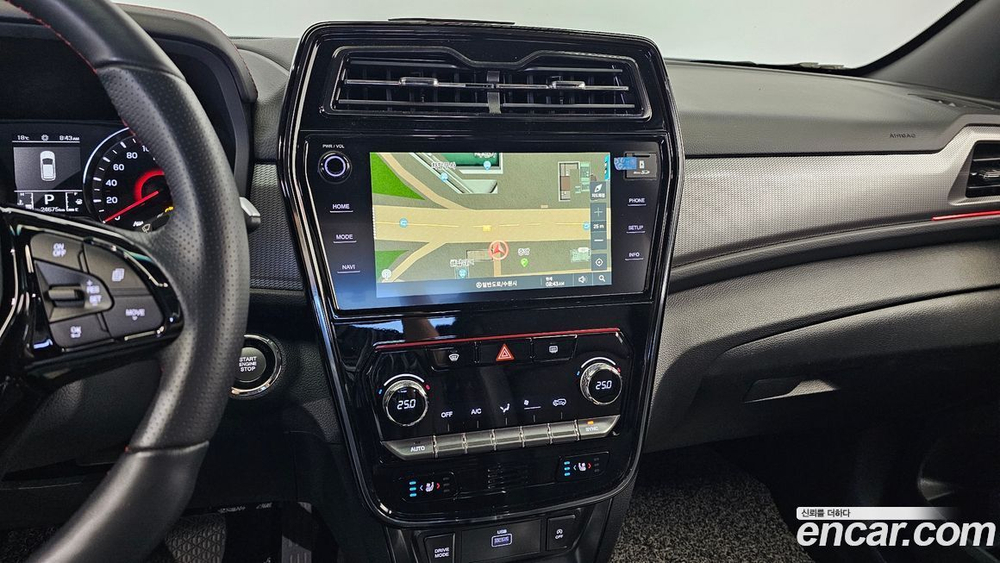 KG Mobility (Ssangyong) Very New Tivoli Бензин 1.5 2WD (05.2022)
