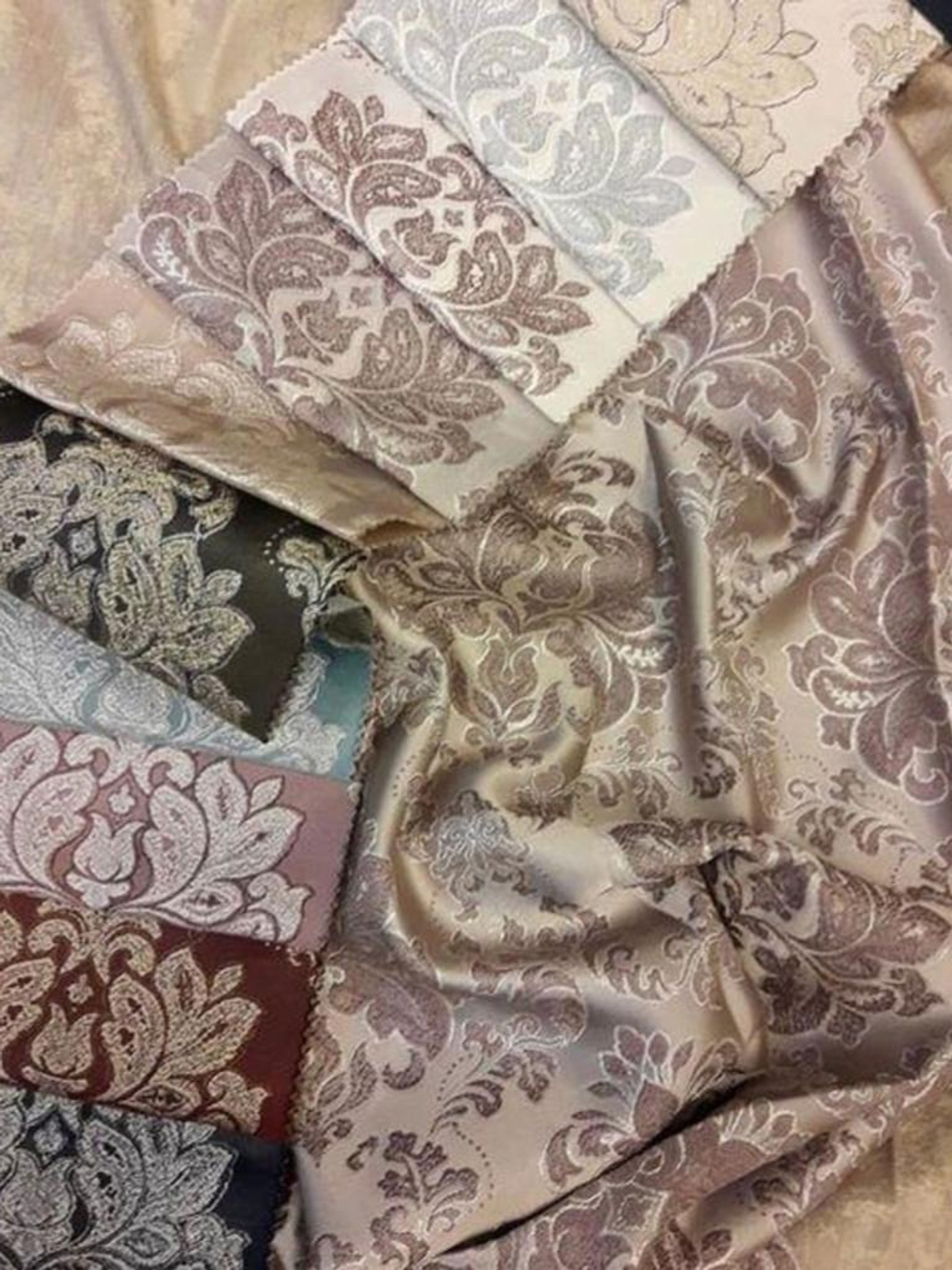 Портьера с вензелями