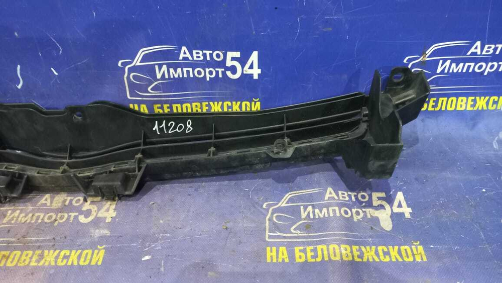 Решетка радиатора TOYOTA VOXY 2007-2010