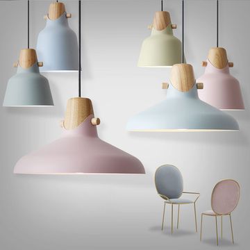 Подвесные светильники в скандинавском стиле с деревянными элементами HINGE