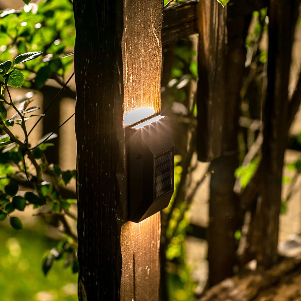 USL-F-154-PT120 NEWYORK Cветильник настенный на солнечной батарее. 6 светодиодов. Белый свет. 1xАА Ni-Mh аккумулятор в-к. IP44. TM Uniel