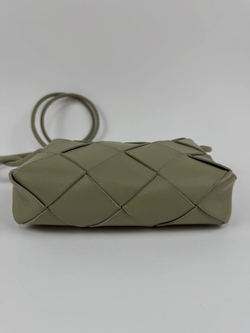 Сумка Bottega Veneta Cassette Camera Bag
