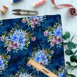 Ткань дюспо пастельные цветы на синем фоне с листьями