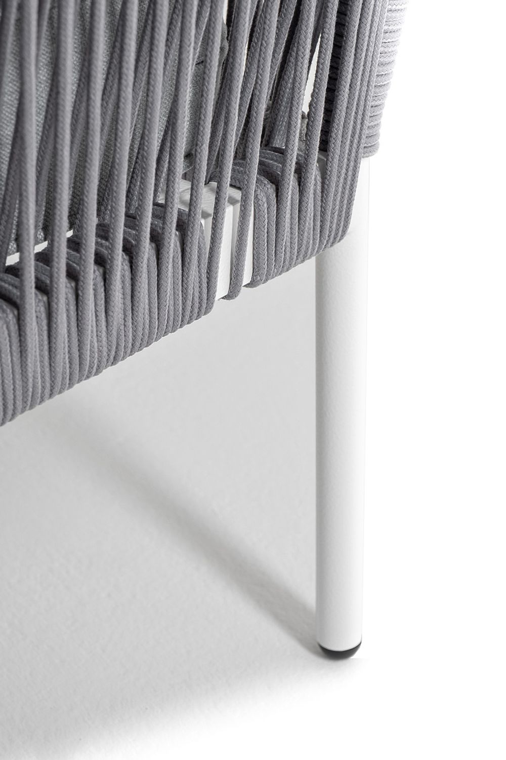 "Канны" угловой модуль плетеный из роупа, каркас алюминий белый шагрень, роуп светло-серый круглый, ткань светло-серая