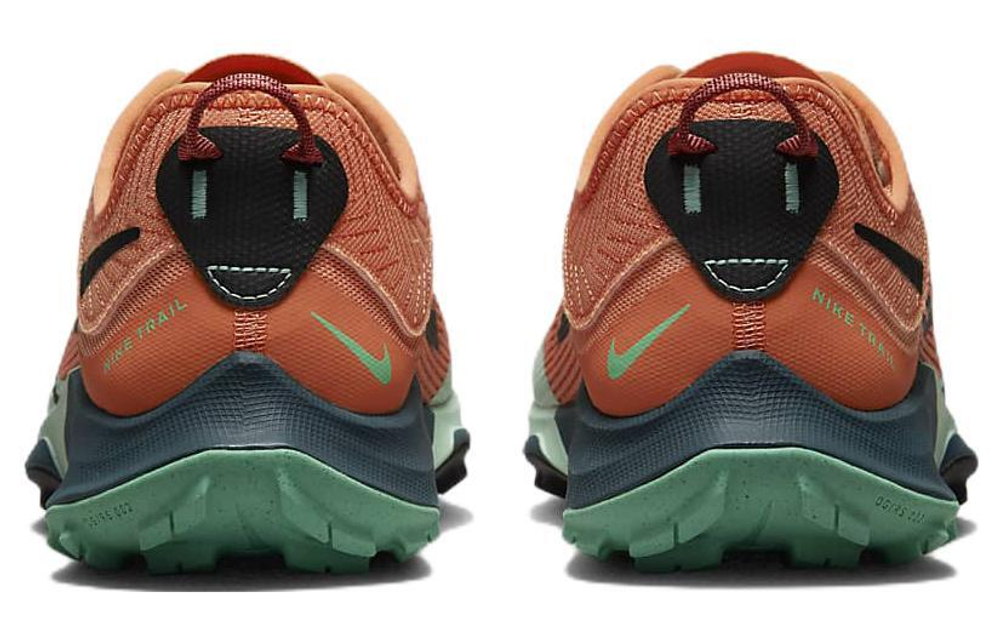 Кроссовки Nike Air Zoom Terra Kiger 8