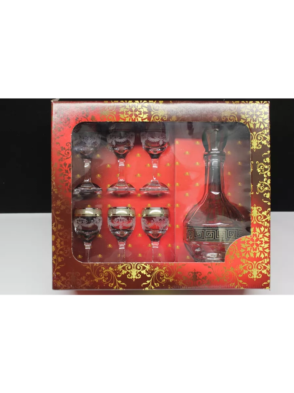 Набор рюмок для водки и графин