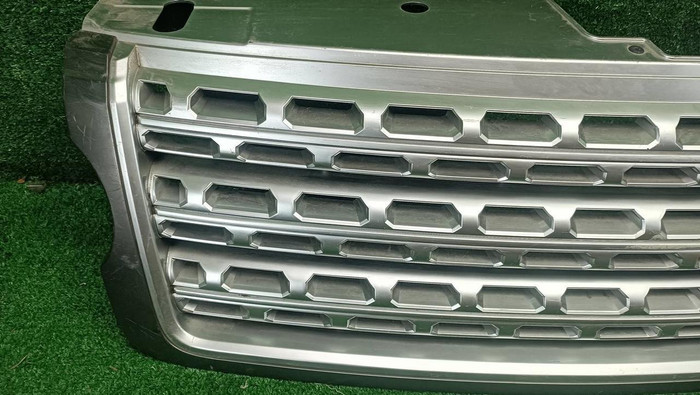Решетка радиатора Range Rover Vogue 4 L405 (2012-2017)