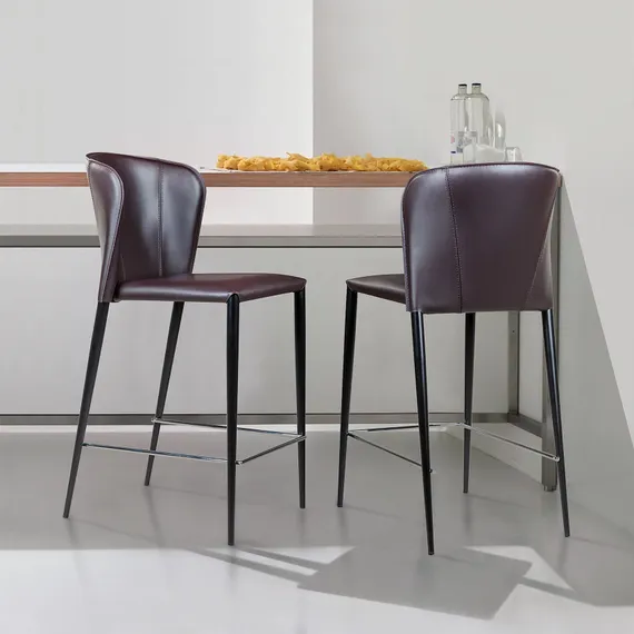 Полубарный стул Albert коричневая кожа