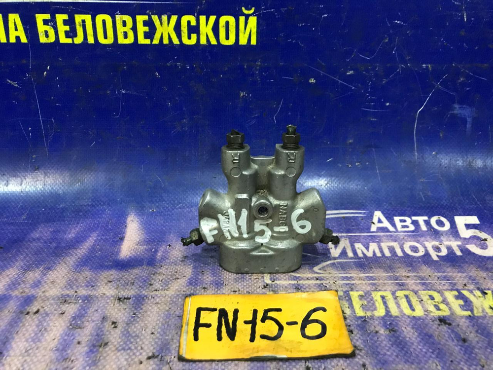 Распределитель тормозной NISSAN PULSAR 2000
