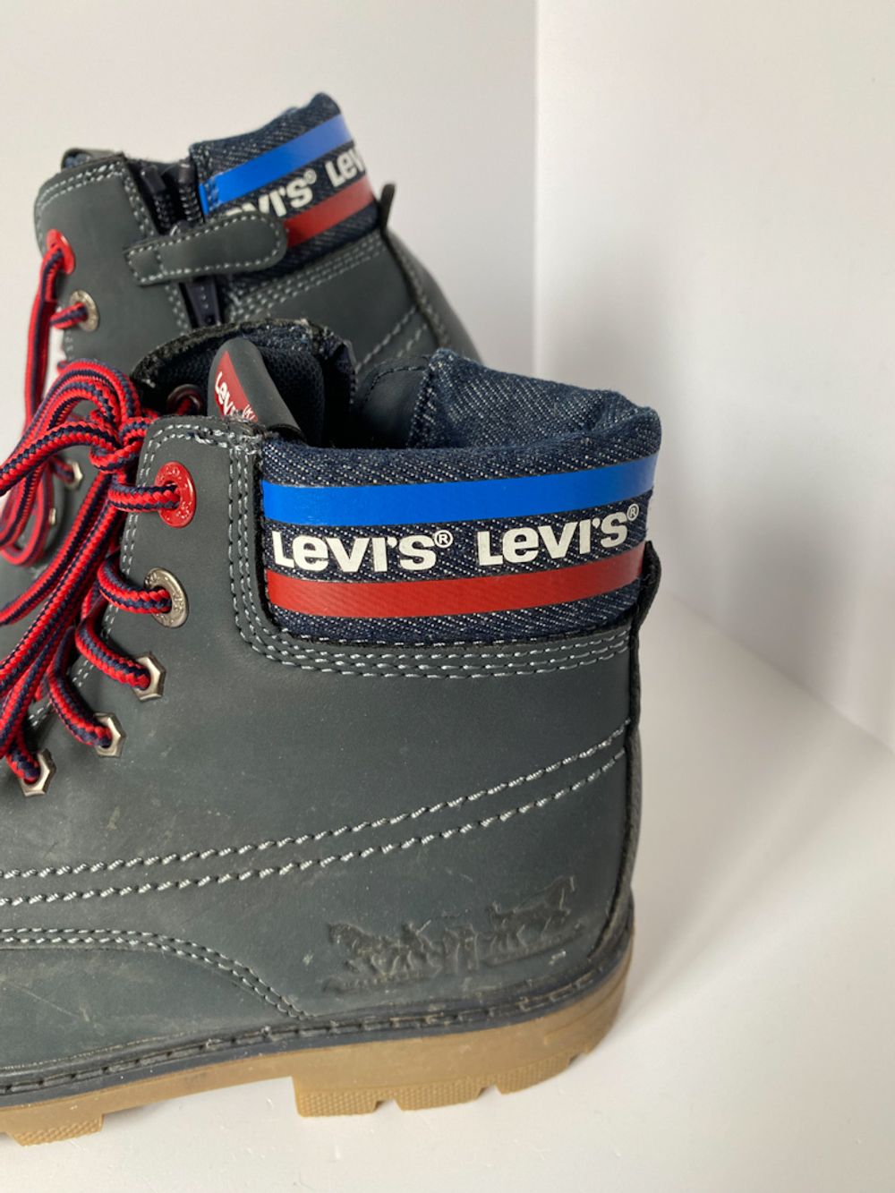 Ботинки Levis, 36