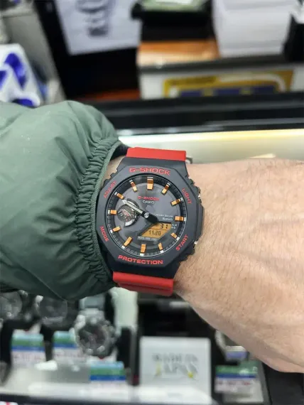 Наручные часы Casio GA-B2100CD-1A4