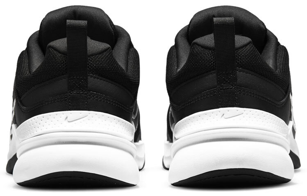 Кроссовки Nike Defy All Day