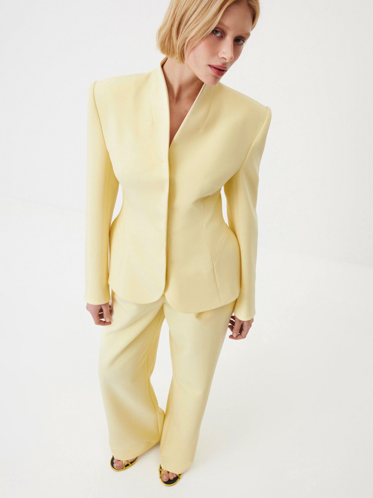Жакет архитектурного кроя Morning Butter