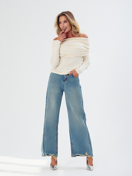 Джинсы с обработанным краем