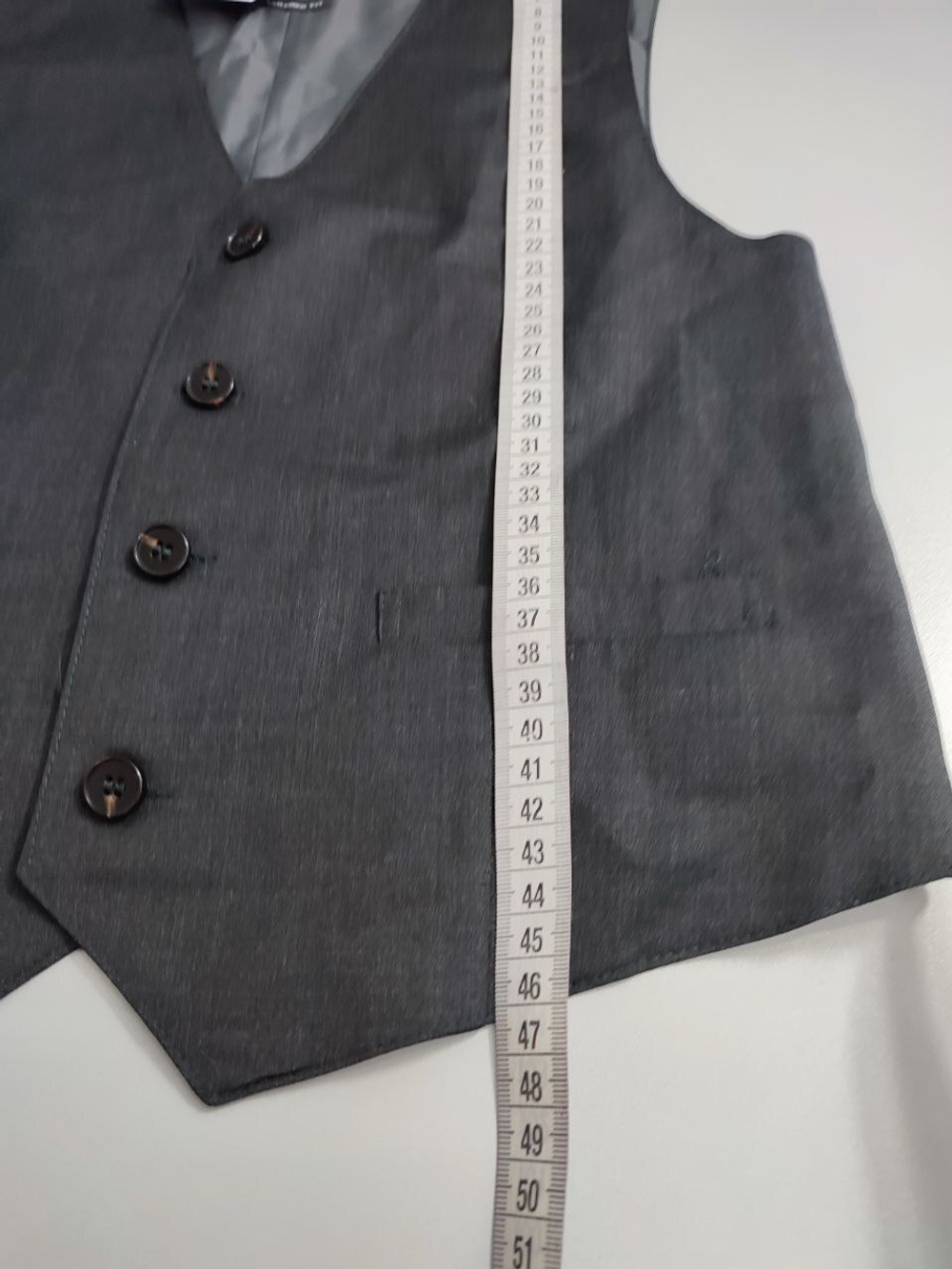 Жилет Zara классический на 11-12 лет